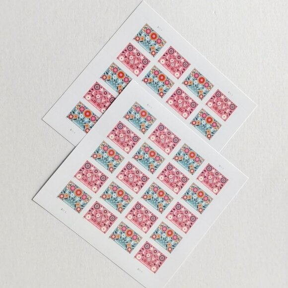 1000 forever stamps of Valentine's Day and Love - Picture 2 of 2